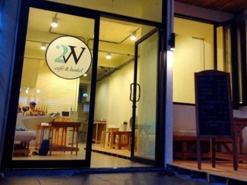 2W Cafe & Hostel Phuket 외부 사진